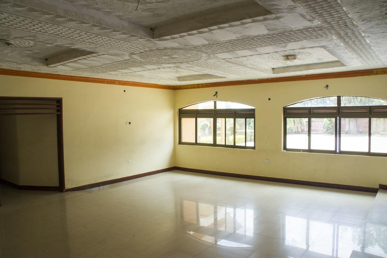 Rays Hotel Mbarara Eksteriør billede