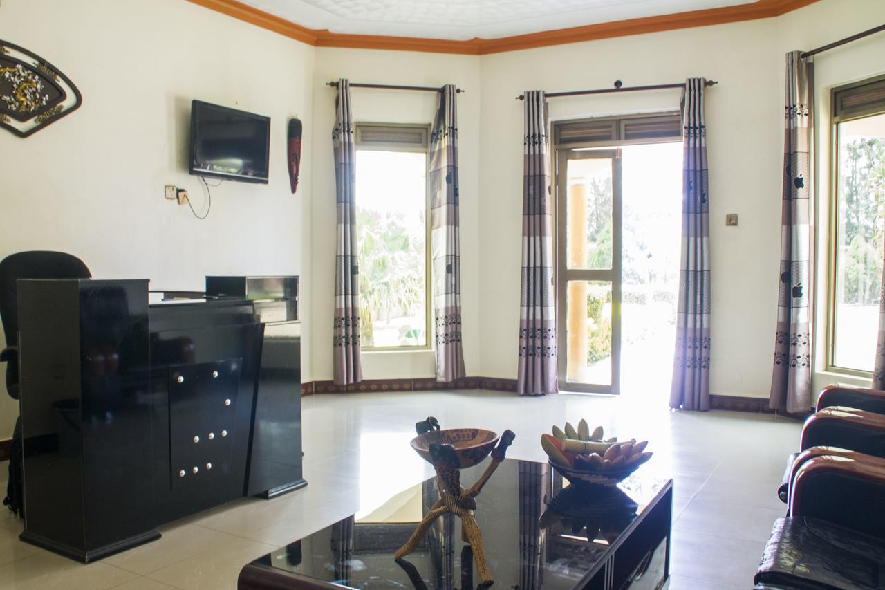 Rays Hotel Mbarara Eksteriør billede